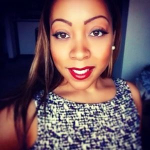 Meet your Posher, Aisha